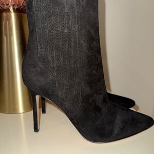 Elegant Black Suede Women's Booties